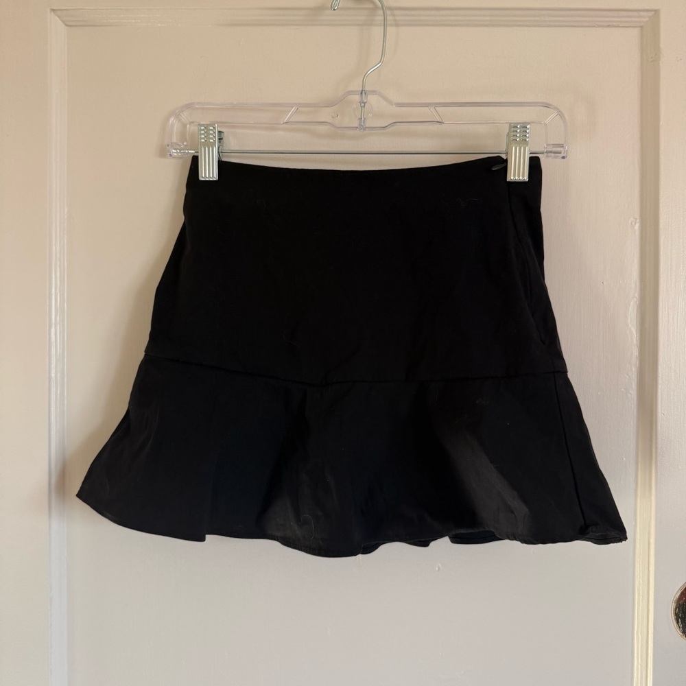 Zara Black Mini Skirt with Flounce Hem